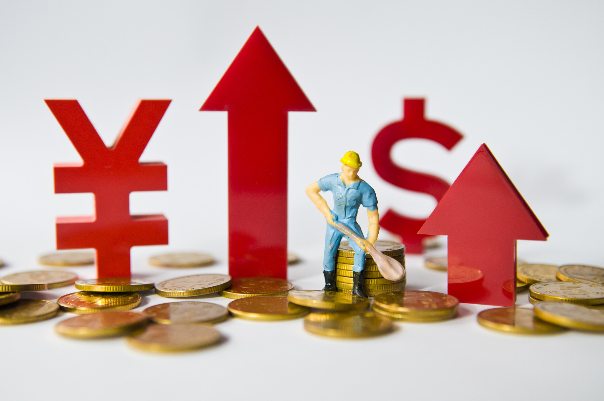 人民币对美元汇率创近16个月新高，短期有望保持强势但步入升值周期判断为时过早