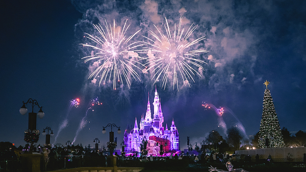 迪士尼财报全面超出预期 本土乐园业务重新回归盈利