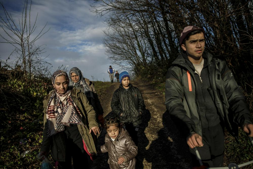 爱彼迎慷慨解囊：将为2万名阿富汗难民提供免费住房