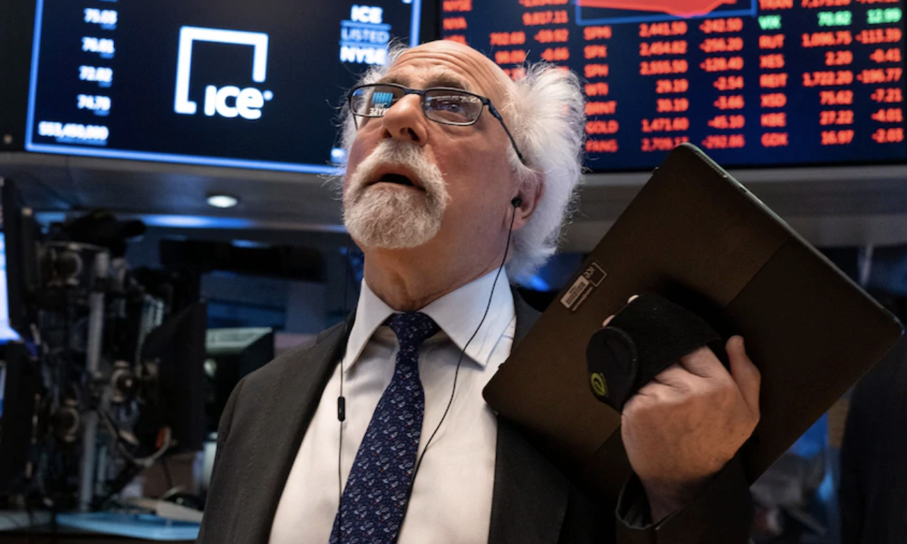 美股难言见底！以史为鉴：华尔街恐慌指标暗示抛售尚未结束