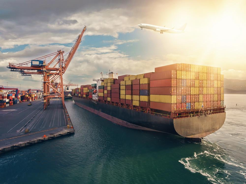 航运股多数反弹！太平洋航运涨近3% 机构预计运价或将高于2019年