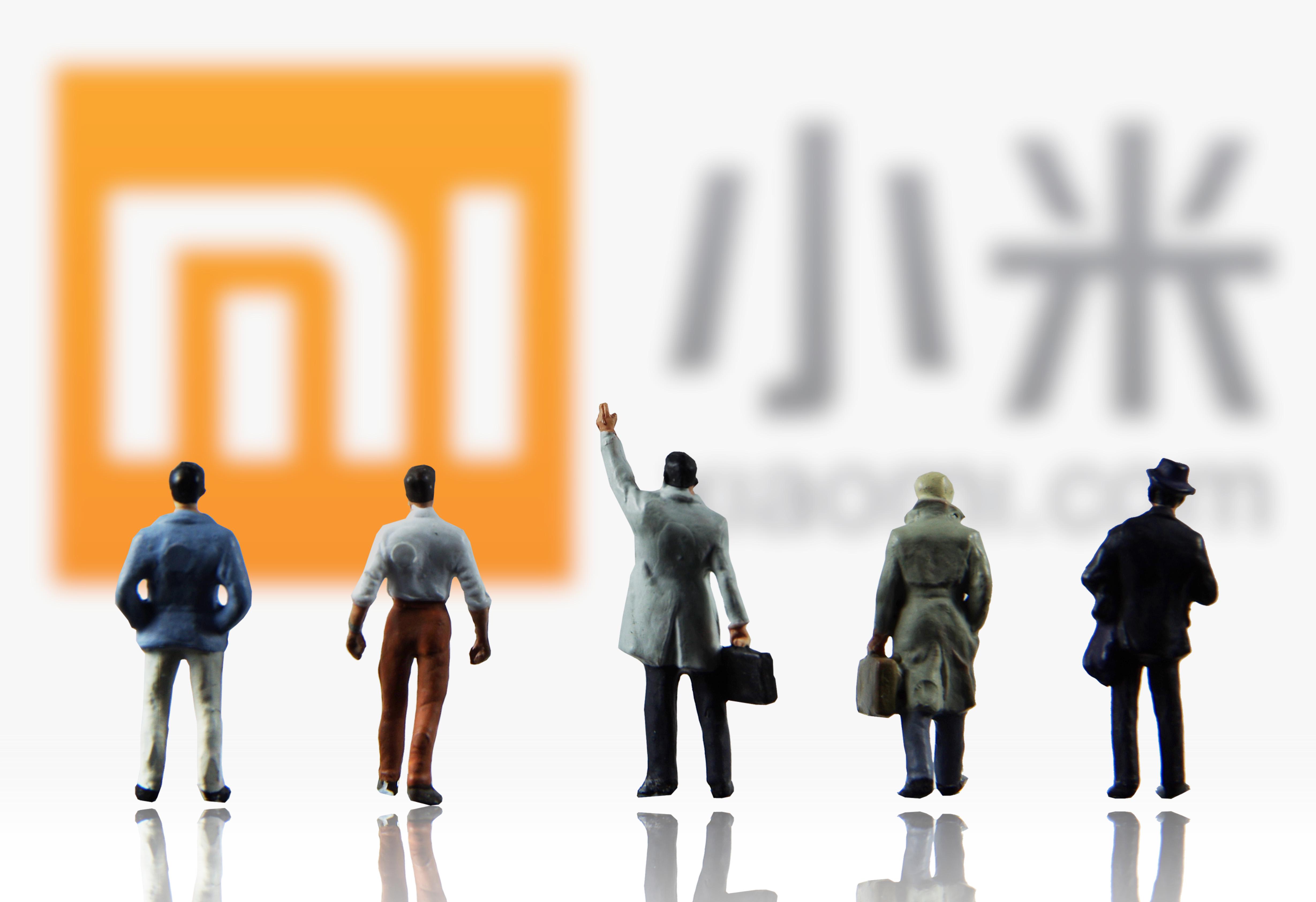 小米汽车发布会火热股价反跌近5% 雷军否认低价传闻！