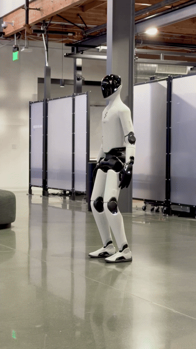机器人巨头隔空互秀跑步技术